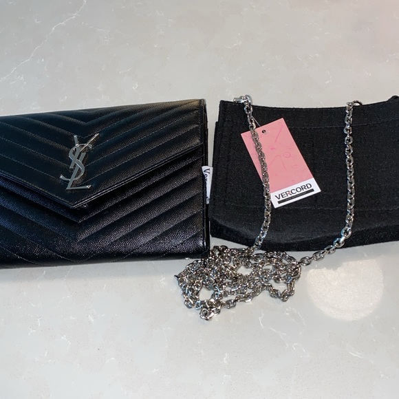 Authentic Saint Laurent Cassandra Flap Pouch in Black and Silver - Picture 5 of 10